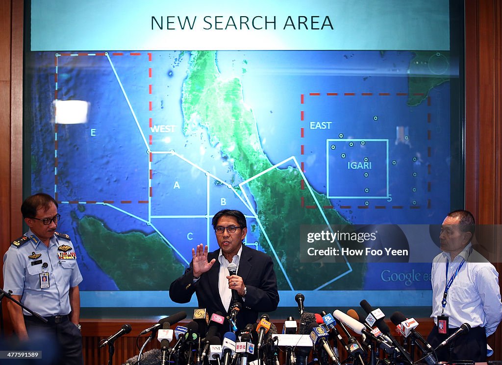 Search Continues For Missing Malaysian Airliner Carrying 239 Passengers