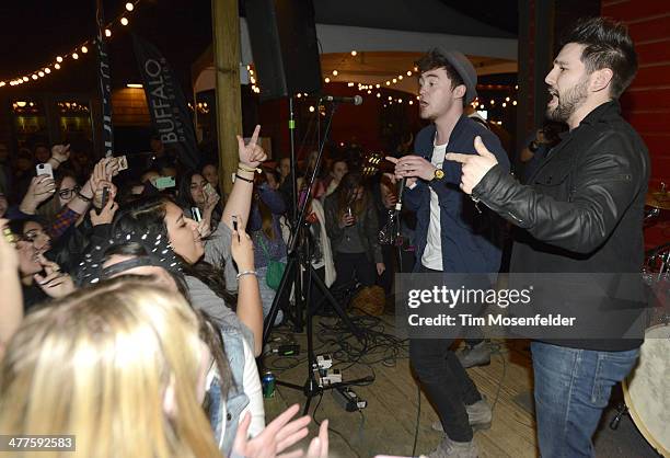 Jake Roche Ct 79 Austin Roche Stock Photos, High-Res Pictures, and Images - Getty Images