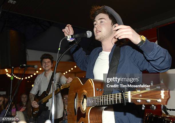 Jake Roche Ct 79 Austin Roche Stock Photos, High-Res Pictures, and Images - Getty Images