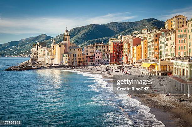 dorf camogli, italien - genoa italy stock-fotos und bilder