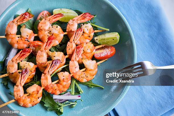 grilled shrimps - bbq shrimp stock pictures, royalty-free photos & images