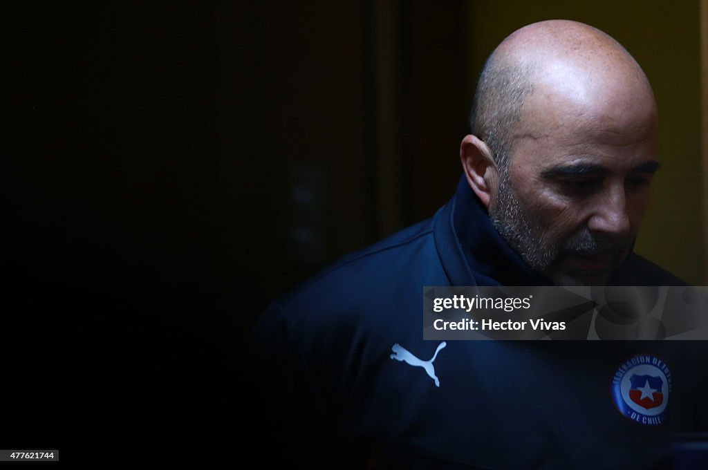 Chile Press Conference - 2015 Copa America Chile