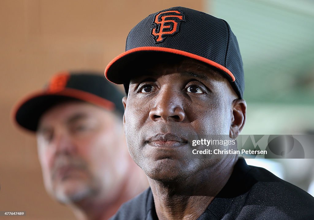 Barry Bond Attends San Francisco Giants Camp as a Spring Training Instructor