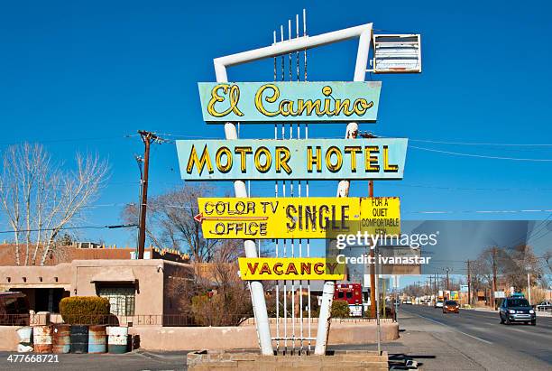 vintage motel sign on old route 66 - motel sign stock pictures, royalty-free photos & images