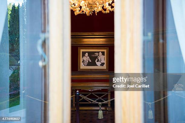 open window - stalin and roosevelt, yalta conference in livadia - yalta conference stock pictures, royalty-free photos & images