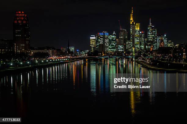 frankfurt skyline at night - lauer stock pictures, royalty-free photos & images
