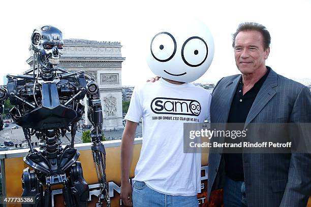 Terminator is committed to road safety to praise Sam, "Who leads is the one who does not drink" - Sam and Actor Arnold Schwarzenegger attend the...