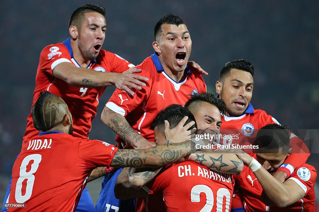 Chile v Bolivia: Group A - 2015 Copa America Chile