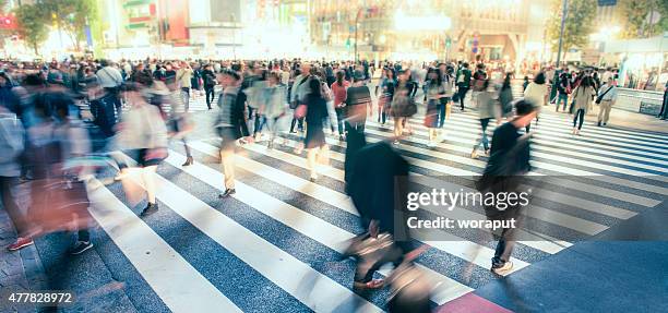 urban life - japan commuters stock pictures, royalty-free photos & images