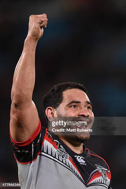 Konrad Hurrell of the Warriors celebrates during the round 15 NRL match between the Gold Coast Titans and the New Zealand Warriors at Cbus Super...