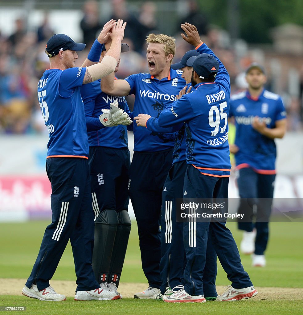 England v New Zealand - 5th ODI Royal London One-Day Series 2015