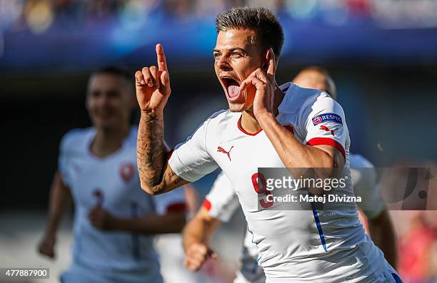 Jan Kliment of Czech Republic celebrates goal with his team-mates during UEFA U21 European Championship Group A match between Serbia and Czech...