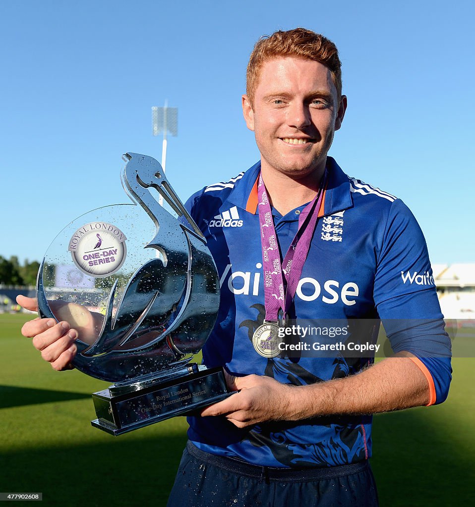 England v New Zealand - 5th ODI Royal London One-Day Series 2015