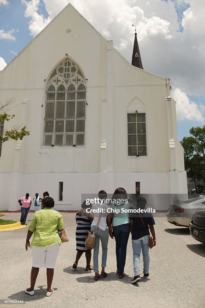 Charleston In Mourning After 9 Killed In Church Massacre