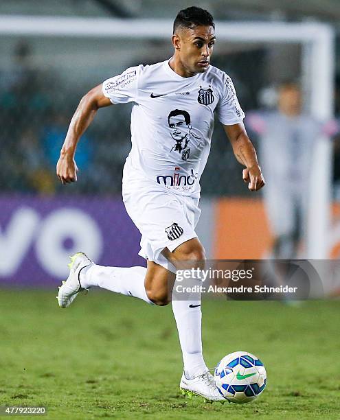 Werley of Santos in action during the match between Santos and Corinthians for the Brazilian Series A 2015 at Vila Belmiro stadium on June 20, 2015...