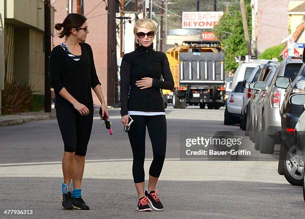 Kicky Reed 197 Reed Gym Stock Photos, High-Res Pictures, and Images - Getty Images