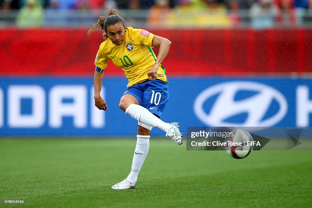Brazil v Australia: Round of 16 - FIFA Women's World Cup 2015