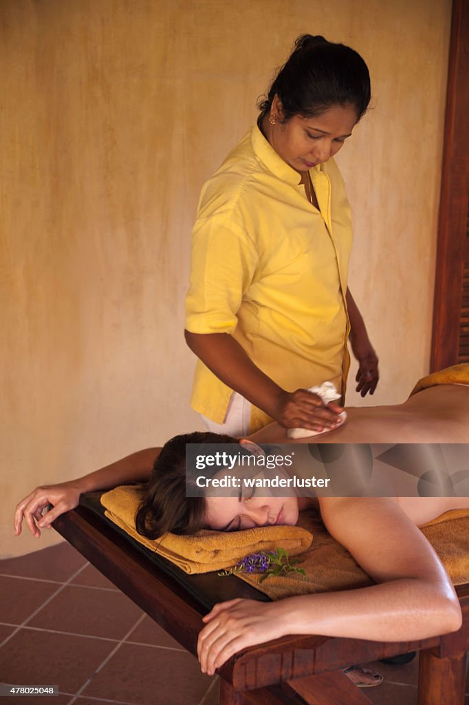 Ayurveda massage in Sri Lanka