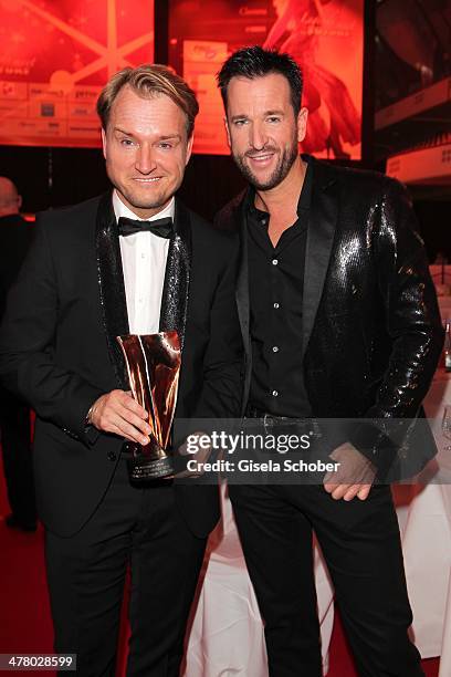 Markus Krampe with award and Michael Wendler attend the LEA - Live Entertainment Award 2014 at Festhalle Frankfurt on March 11, 2014 in Frankfurt am...