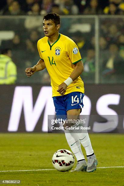 Thiago Silva of Brazil drives the ball during the 2015 Copa America Chile Group C match between Brazil and Venezuela at Monumental David Arellano...