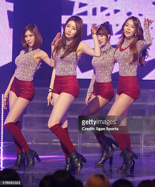 Stellar perform onstage during the Mnet 'M Count Down' at CJ E&M Center on February 27, 2014 in Seoul, South Korea.