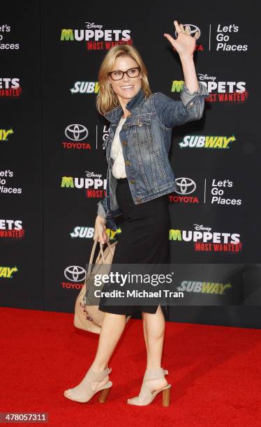 Julie Bowen arrives at the Los Angeles premiere of "Muppets Most Wanted" held at the El Capitan Theatre on March 11, 2014 in Hollywood, California.