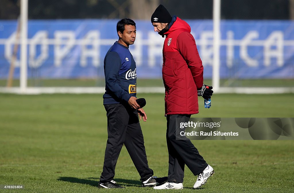 Peru Training Session - 2015 Chile Copa America