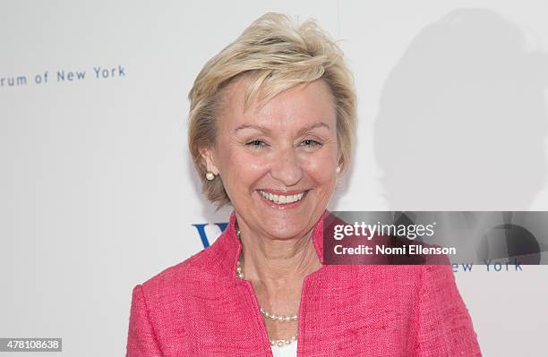 Tina Rafferty 78 Tina Brown Emily Rafferty Photos & High Res Pictures - Getty Images