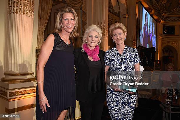 Tina Rafferty 163 Emily Kaplan Photos & High Res Pictures - Getty Images