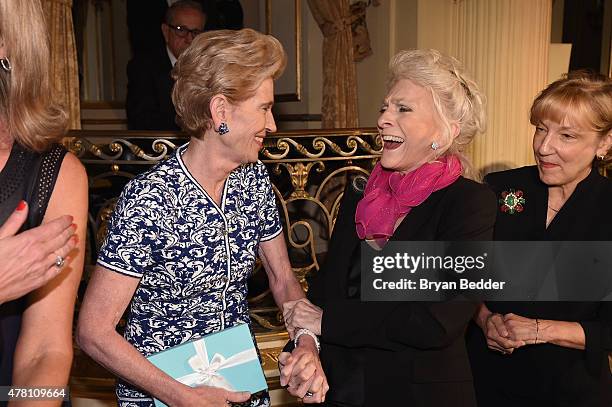 Tina Rafferty Tina Brown Emily Rafferty Photos and Premium High Res Pictures - Getty ...