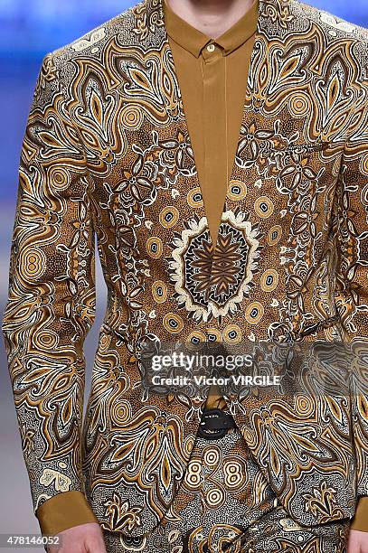 Model walks the runway during the Etro Ready to Wear fashion show as part of Milan Men's Fashion Week Spring/Summer 2016 on June 22, 2015 in Milan,...