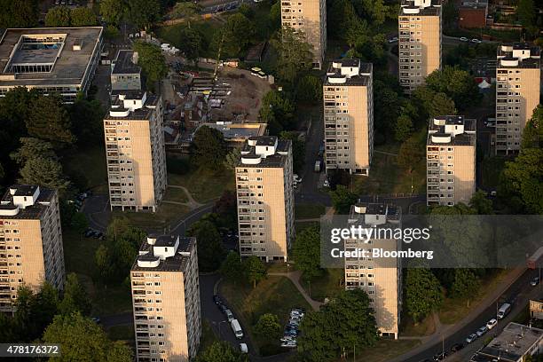 63 Roehampton Roehampton House Photos and Premium High Res Pictures - Getty Images