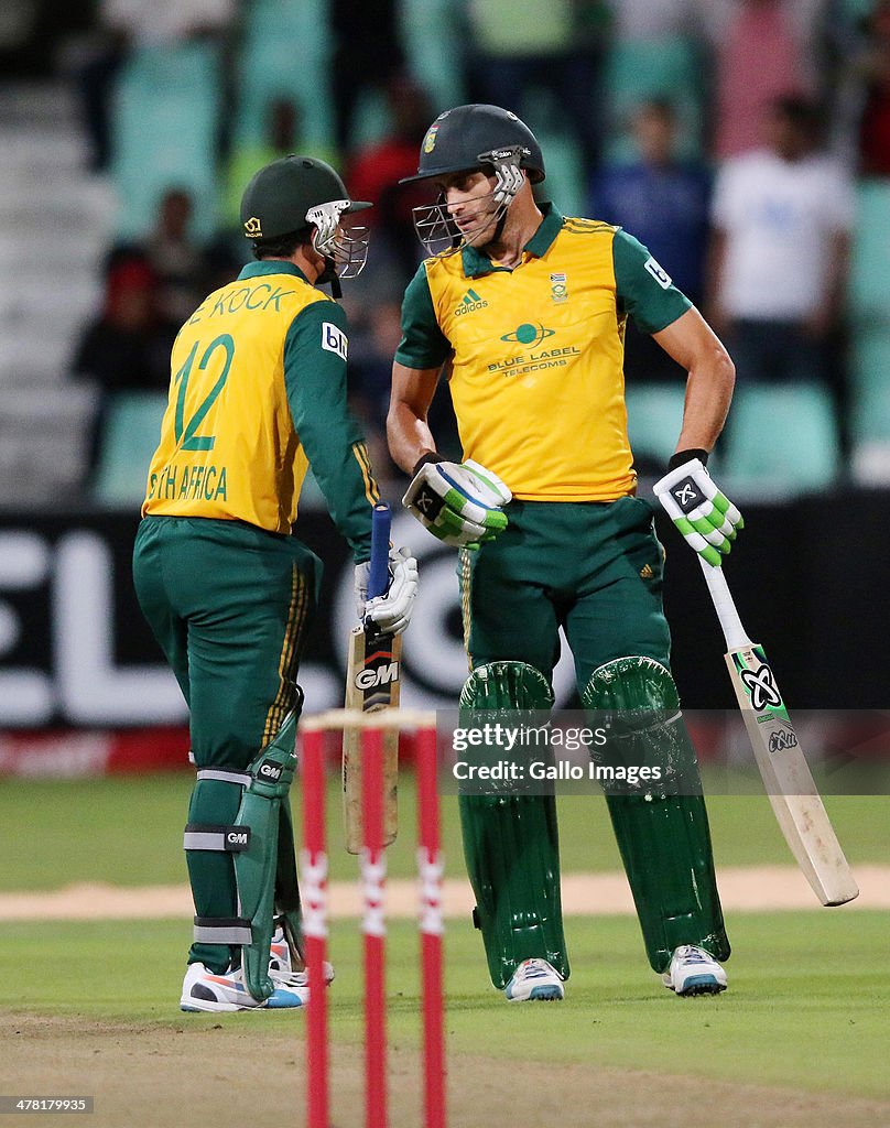 South Africa v Australia - 2nd T20 International