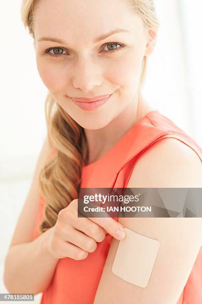 contraceptive patch - contraceptive patch stock pictures, royalty-free photos & images