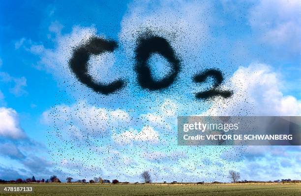 stockillustraties, clipart, cartoons en iconen met atmospheric carbon dioxide - broeikasgas