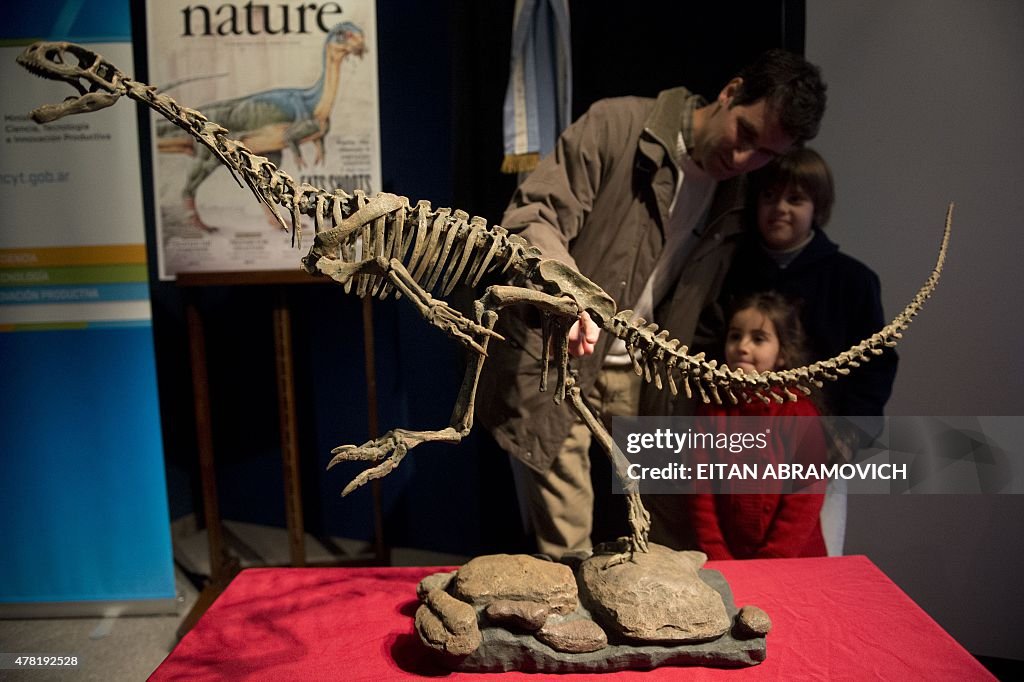 ARGENTINA-CHILE-DINOSAUR-CHILESAURUS DIEGOSUAREZI