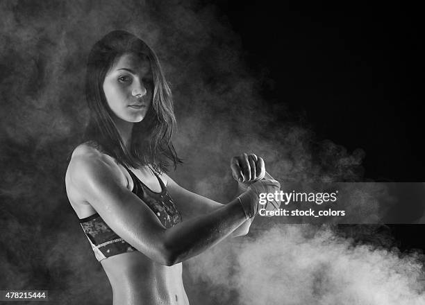 intimidating stance - concentration stock pictures, royalty-free photos & images