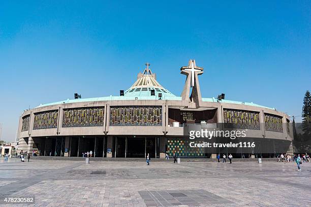 new basilica of our lady of guadalupe in mexico city - virgin of guadalupe stockfoto's en -beelden