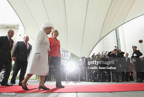 German Chancellor Angela Merkel welcomes Queen Elizabeth II and Prince Philip , the Duke of Edinburgh, at the Chancellery as Minister of the...