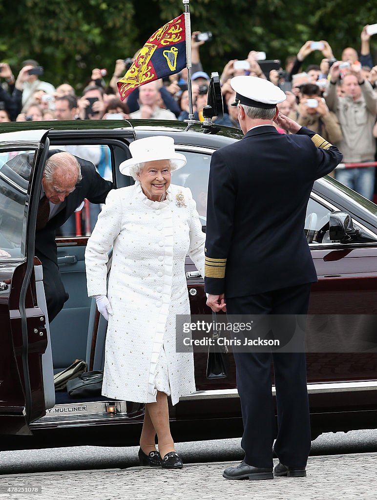 Queen Elizabeth II Visits Berlin