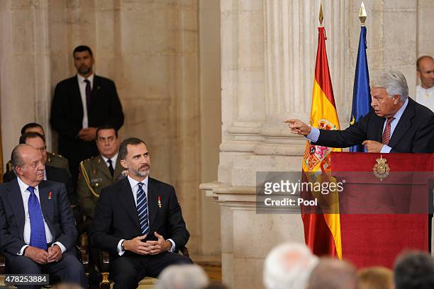 King Felipe VI of Spain , King Juan Carlos and Former Spanish Prime Minister Felipe Gonzalez attend the 30th Anniversary of Spain being part of...