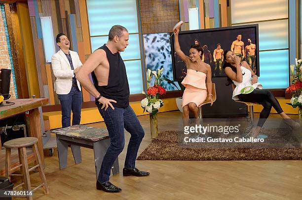Alan Tacher and Jada Pinkett Smith is on the set of Despierta America to promote Magic Mike XXL at Univision Studios on June 24, 2015 in Miami,...