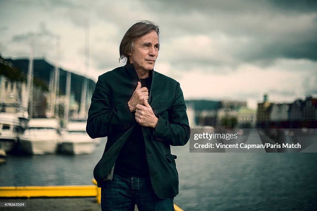 Jackson Browne, Paris Match Issue 3448, June 24, 2015