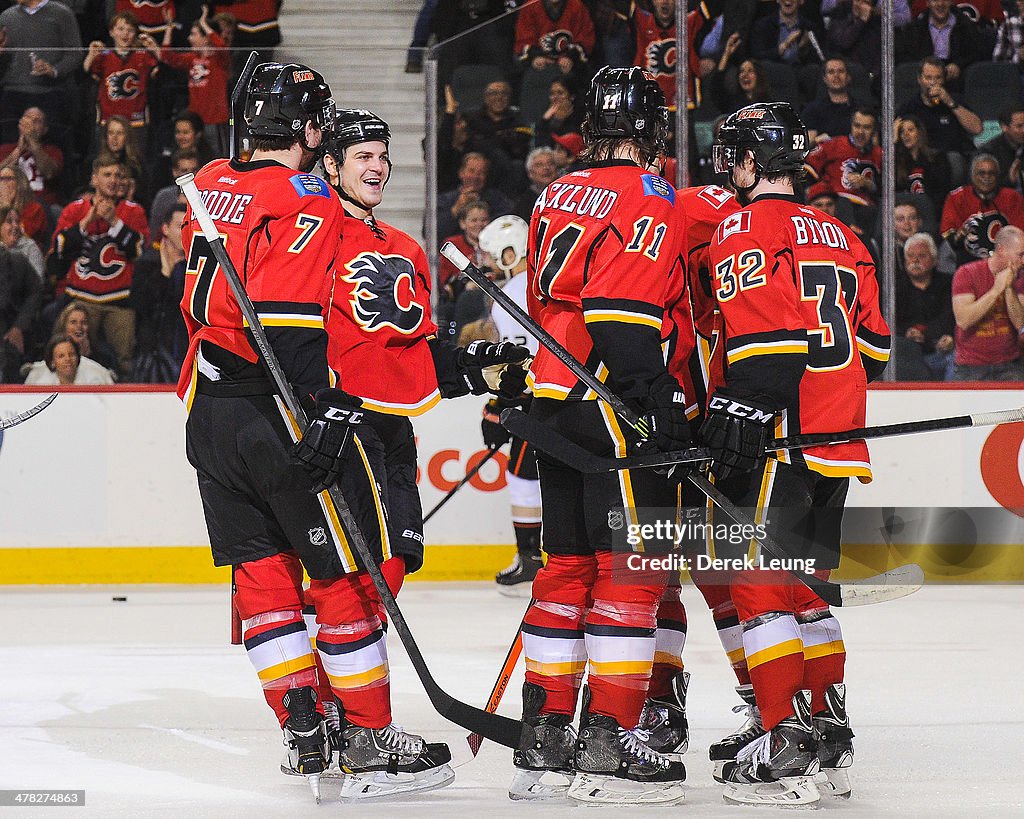 Anaheim Ducks v Calgary Flames