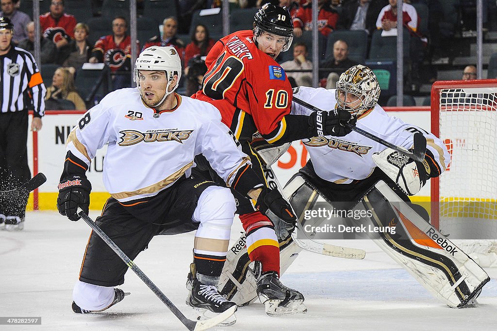 Anaheim Ducks v Calgary Flames