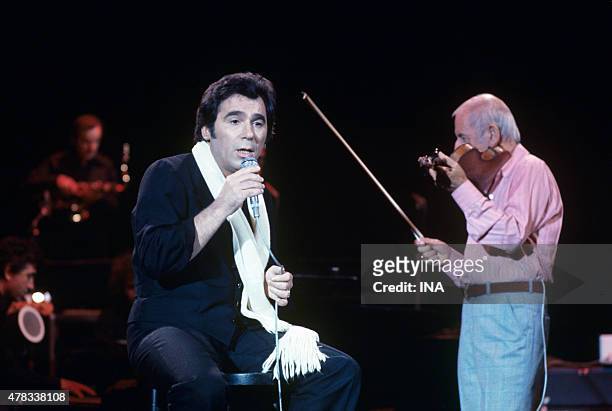 Claude Nougaro and Stephane Grappelli in the program ""Music in holiday"".
