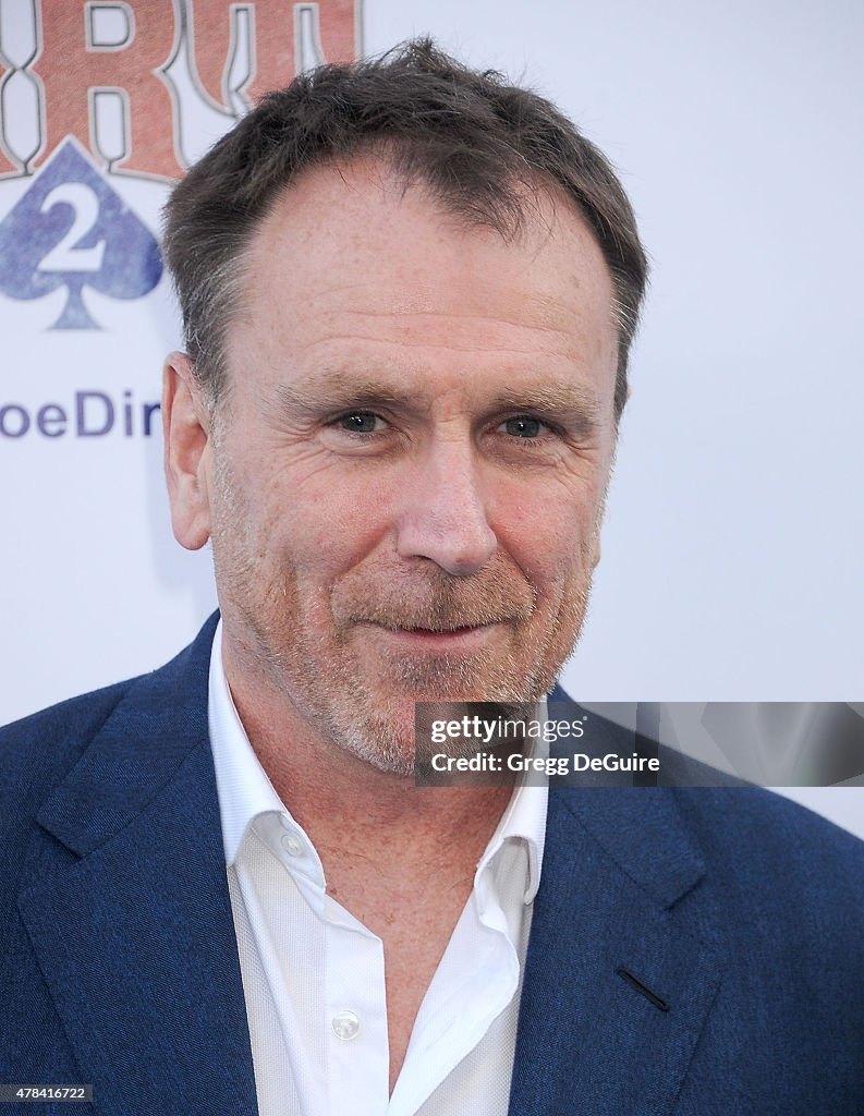 Crackle Hosts World Premiere Of "Joe Dirt 2: Beautiful Loser"