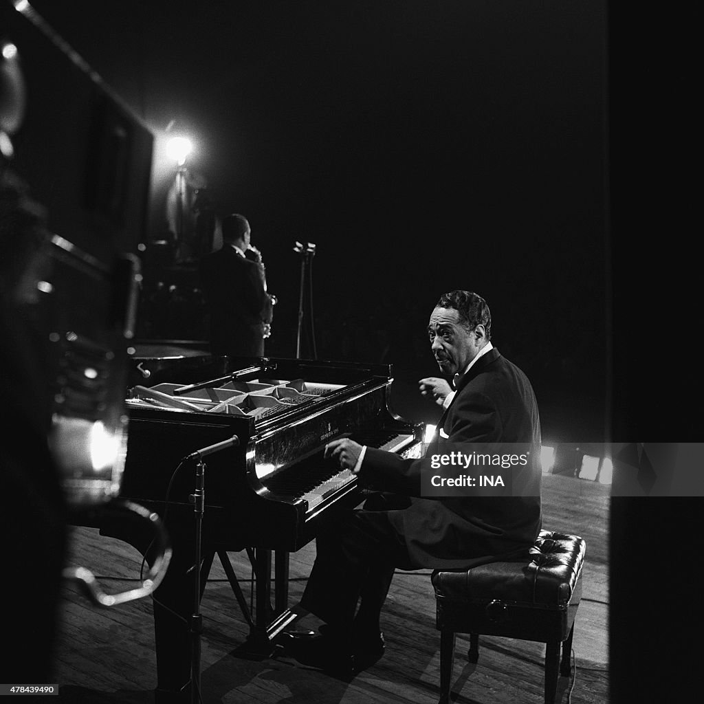 Duke Ellington and his orchestra to Pleyel