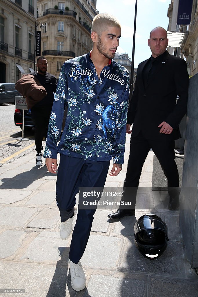 Louis Vuitton : Outside Arrivals  - Paris Fashion Week - Menswear Spring/Summer 2016