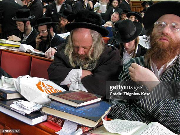 N Rabbi 646 Rabbi Nachman Photos & High Res Pictures - Getty Images